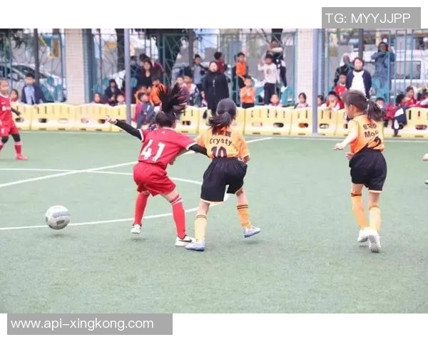 足球技能比赛盛典挑战极限展现球技魅力与团队协作精神